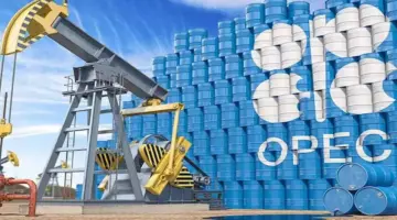 أوبك بلس يقرر رفع إنتاج النفط بداية من مايو وسط تصاعد مخاطر الحرب.